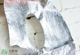 雅詩(shī)蘭黛小棕瓶雙層面膜怎么用？