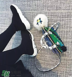 今年流行乾隆皇帝的鞋是什么牌子？乾隆皇帝同款鞋是哪個(gè)品牌？