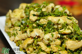 香椿炒雞蛋用焯水嗎？香椿炒雞蛋怎么焯水？