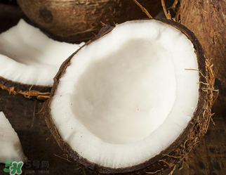 椰青和椰皇的區(qū)別 椰青和椰皇哪個好？