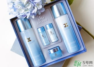 jayjun水乳套盒粉色藍(lán)色那個好？jayjun水乳粉色藍(lán)色區(qū)別