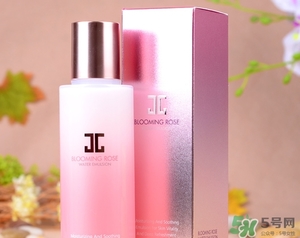 jayjun水乳套盒粉色藍(lán)色那個好？jayjun水乳粉色藍(lán)色區(qū)別