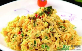 香椿炒雞蛋有什么營養(yǎng)？香椿炒雞蛋有什么功效？