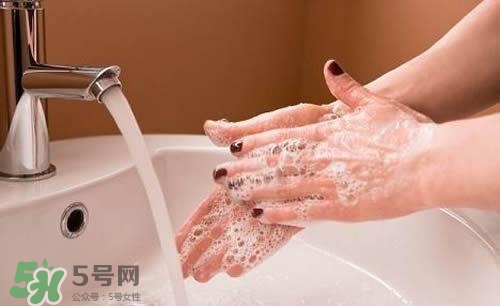 手膜做完要洗手嗎？手膜做完要不要洗手？