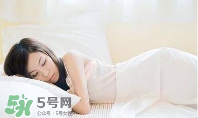 女性經(jīng)期性欲太強(qiáng)怎么辦？經(jīng)期行房有什么害處？
