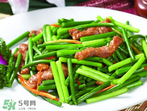 蒜苔不能和什么一起吃？蒜薹不能和什么一起吃？