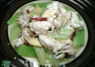 萵筍和魚能一起吃嗎？萵筍可以和魚一起煮嗎？