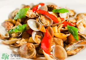 花甲怎么炒才開口？炒花甲為什么不開口？