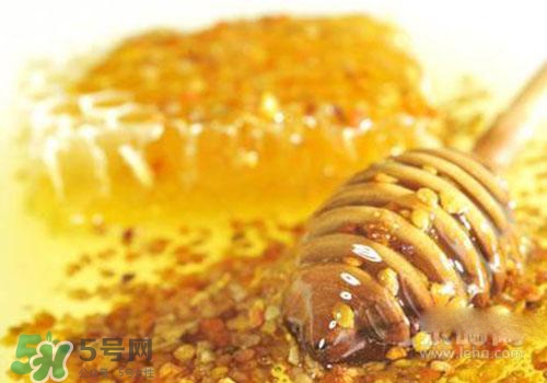 桃花茶可以加蜂蜜嗎？桃花茶可以和蜂蜜一起喝嗎？