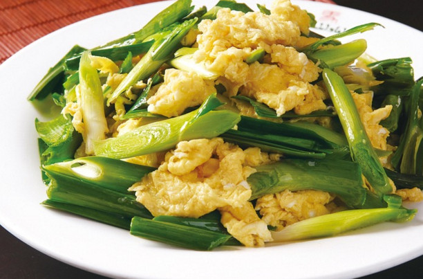 蒜苗是發(fā)物嗎？蒜苗是不是發(fā)物