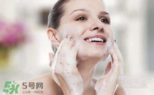 黑色痘印多久會消失？黑色痘印消失時間