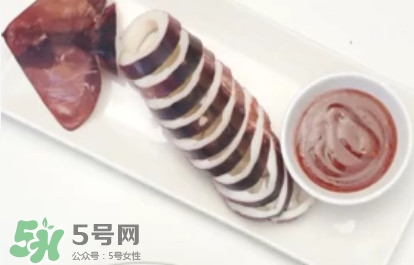 ?黃油魷魚炒飯怎么做？?黃油魷魚炒飯的做法