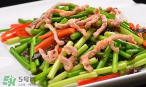 蒜苔炒肉怎么做才好吃？蒜苔炒肉的做法