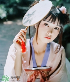 打水光針后多久能化妝？打水光針后化妝會(huì)怎樣？