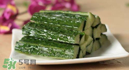 生吃黃瓜有什么好處？黃瓜生吃好還是熟吃好