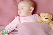 寶寶用的碗可以用洗潔精洗嗎？寶寶用的碗用洗潔精洗好不好？