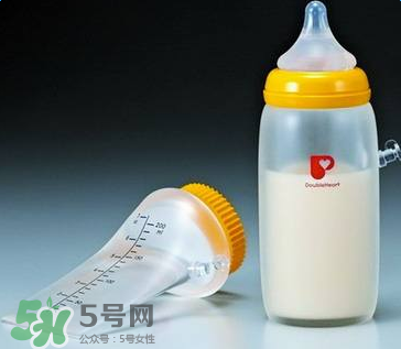 奶瓶能用洗潔精洗嗎？洗潔精能洗奶瓶嗎？