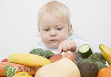 寶寶輔食要加鹽嗎？寶寶輔食能不能加鹽？