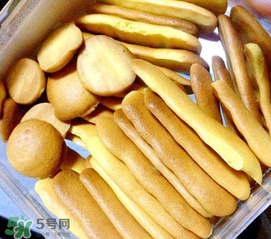 適合寶寶吃的小餅干怎么做？寶寶能吃的小餅干怎么做？