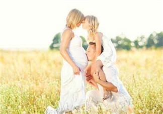 孕婦怎么樣選擇合適的鞋子？孕婦鞋穿什么樣的比較好？