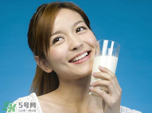 吃完蝦爬子能喝牛奶嗎？蝦爬子能和牛奶一起吃嗎？