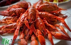 油燜大蝦怎么做好吃？正宗潛江油燜大蝦做法