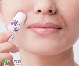 藍(lán)紫根去法令紋棒怎么用？藍(lán)紫根去法令紋精華棒使用方法