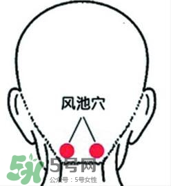 媽媽病毒性感冒需要停止喂奶嗎？媽媽感冒了喂奶需要注意什么？