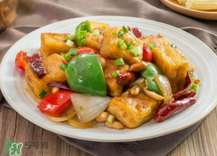 洋蔥和豆腐能一起吃嗎？洋蔥和豆腐可以一起吃嗎？