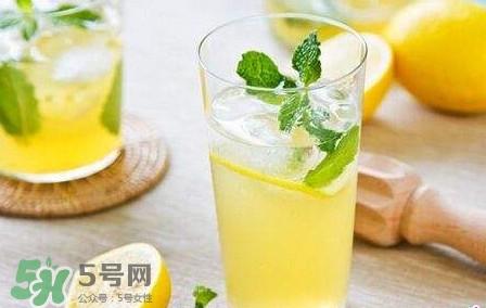 檸檬水什么時(shí)候喝最好？檸檬水什么時(shí)間喝最好