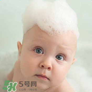 寶寶濕疹可以涂郁美凈嗎？ 寶寶濕疹涂什么管用？