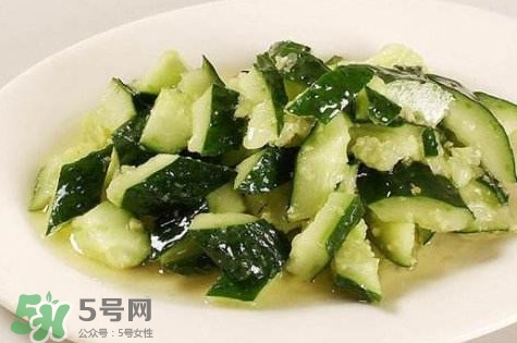 刀拍涼拌黃瓜怎么做？最簡單的涼拌黃瓜