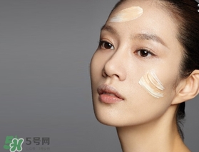 粉底液可以涂在眼部嗎？粉底液涂在眼部有什么危害？