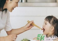 奶酪酸奶能給寶寶補鈣嗎？如何為寶寶選擇奶制品補鈣？