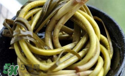 怎樣腌蒜苔容易儲(chǔ)存？怎樣腌蒜苔放的時(shí)間長