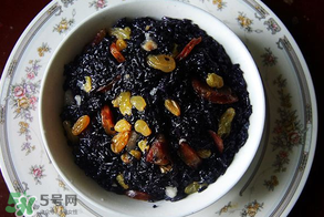 烏飯用什么葉子煮？烏飯用什么葉子圖片？