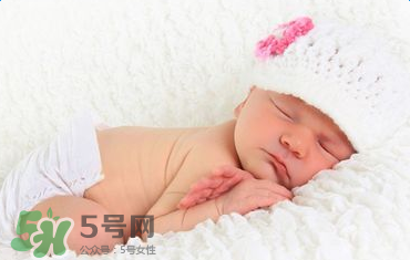 寶寶護(hù)臀膏用到多大？寶寶護(hù)臀膏多大開始用？
