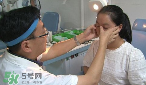 鹽水洗鼻能治好鼻炎嗎？鹽水洗鼻的正確方法