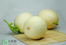 香瓜和菠蘿能一起吃嗎？香瓜和菠蘿可以吃嗎？