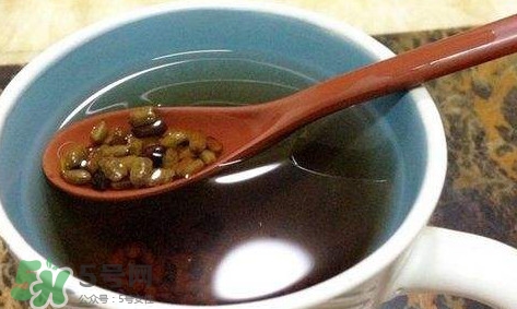 決明子泡水喝要炒熟嗎？決明子泡水的功效