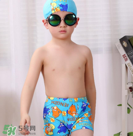 兒童泳衣什么牌子好？?jī)和疽履膫€(gè)牌子好？