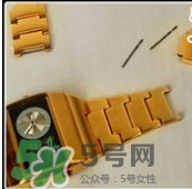 dw手表怎么調(diào)表帶？dw手表表帶太長了怎么辦？