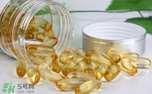 寶寶吃魚肝油什么時間吃最好？嬰兒吃魚肝油吃到什么時候？