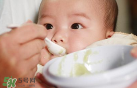 寶寶吃米粉會便秘嗎？寶寶吃米粉會導(dǎo)致便秘嗎？