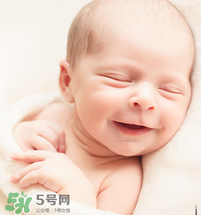 嬰兒蚊香液對(duì)寶寶有害嗎？嬰兒蚊香液能不能給寶寶用