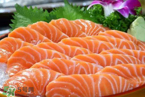 三文魚放冷藏還是冷凍？三文魚冷藏好還是冷凍好？
