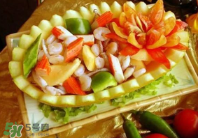 甜瓜和蝦能一起吃嗎？吃蝦還可以吃甜瓜嗎？