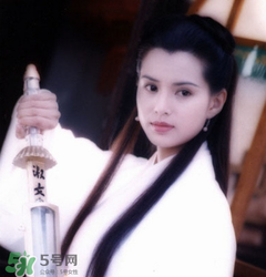 李若彤凍齡美貌是怎么保養(yǎng)的？李若彤近照曝光美貌不輸當年