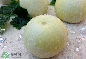 為什么吃甜瓜會嗓子疼？吃甜瓜嗓子疼怎么辦？