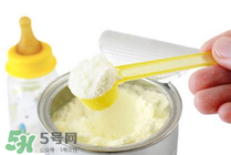 配方奶粉的保質(zhì)期是多久？配方奶粉打開后怎么保存時(shí)間久一點(diǎn)？